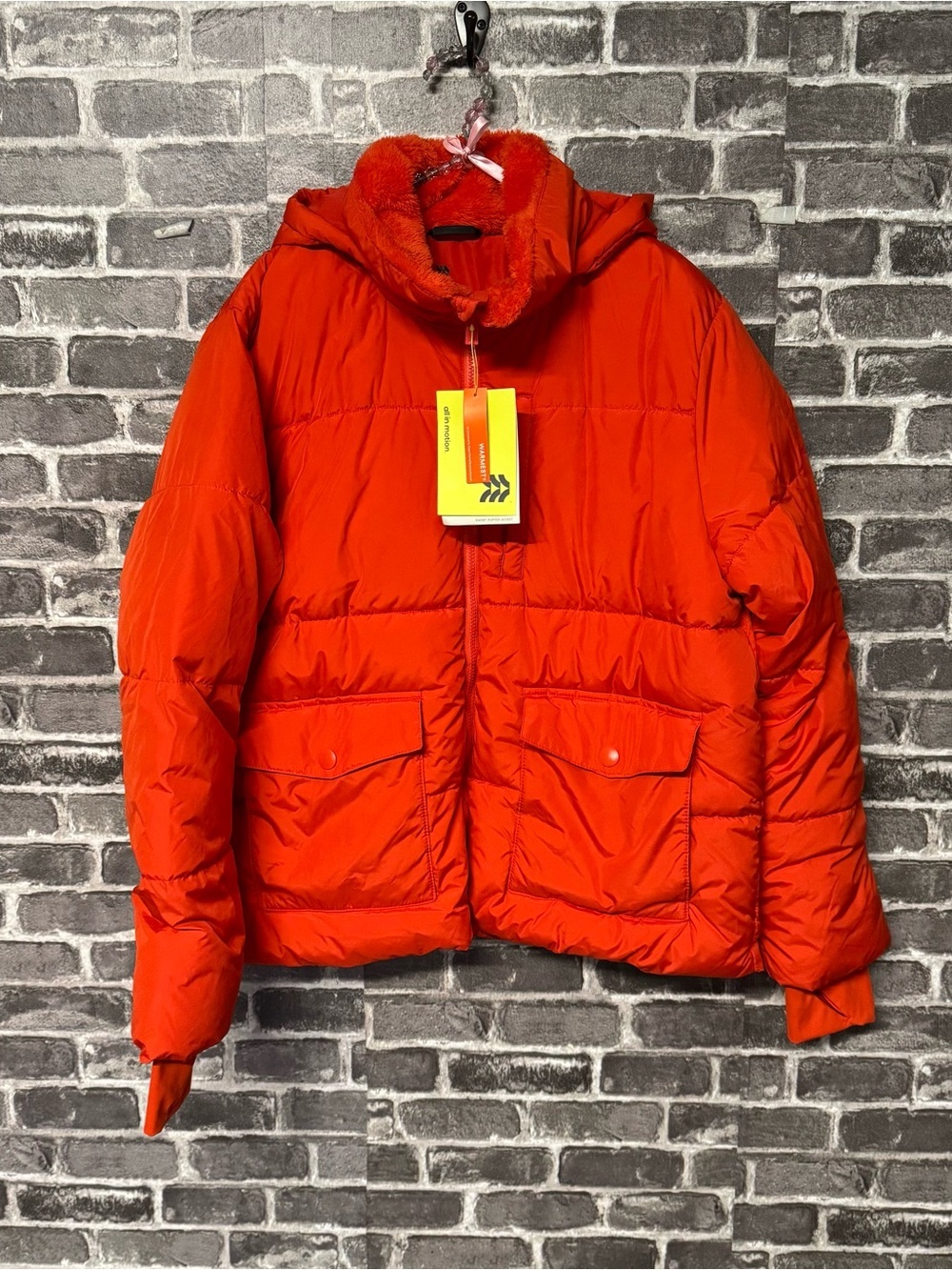 NWT All in Motion short puffer jacket coat orange water wind resistant